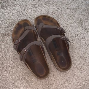Women’s Birkenstocks size 38 brown sandal